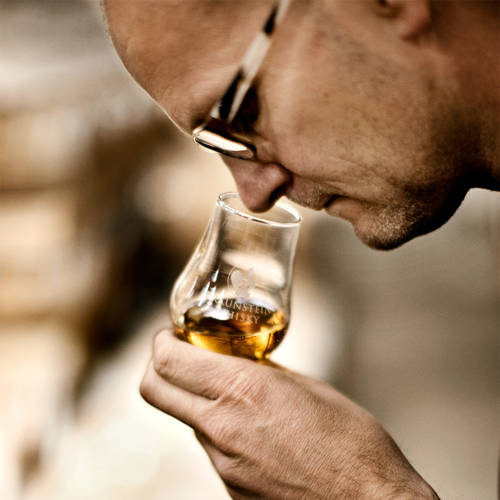 Tap & smag din egen whisky hos Braunstein