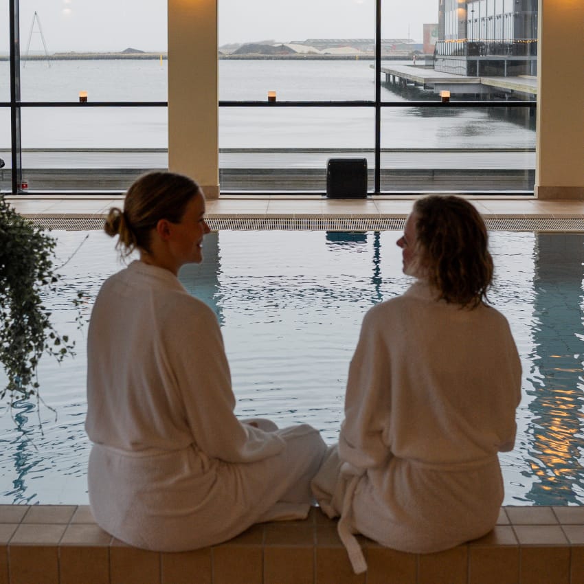 Wellnessoplevelse med bobler for to hos Kurbad Limfjorden