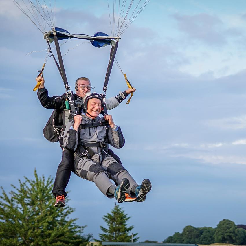 Tandem faldskærmsspring hos Skydive Copenhagen