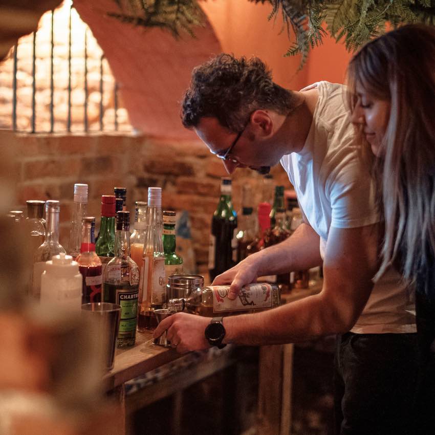 Cocktailworkshop i Strangers experimental room, Jalisco