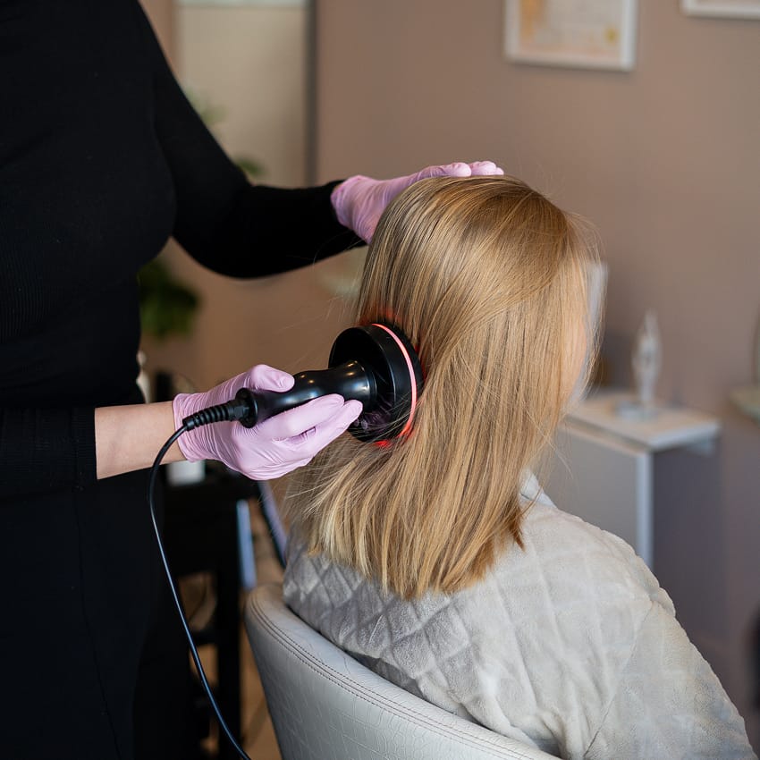 Deluxe Moisture head & hair spa for 2 hos PrettyCute