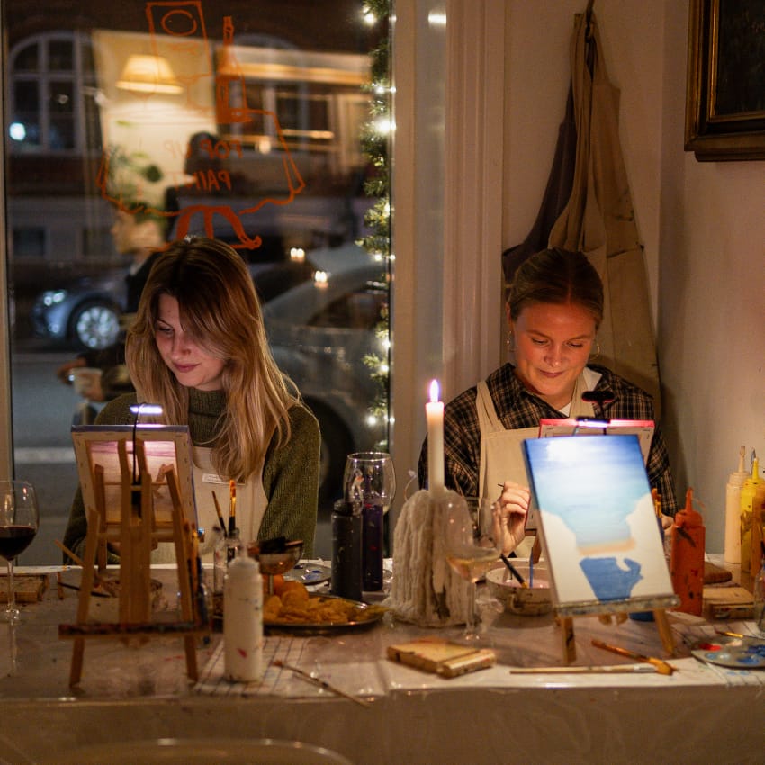 Sip and Paint hos Pop Up Paint