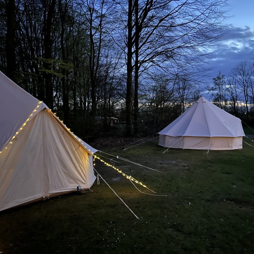 Glamping i sønderjysk natur hos Kruså Camping og hytter