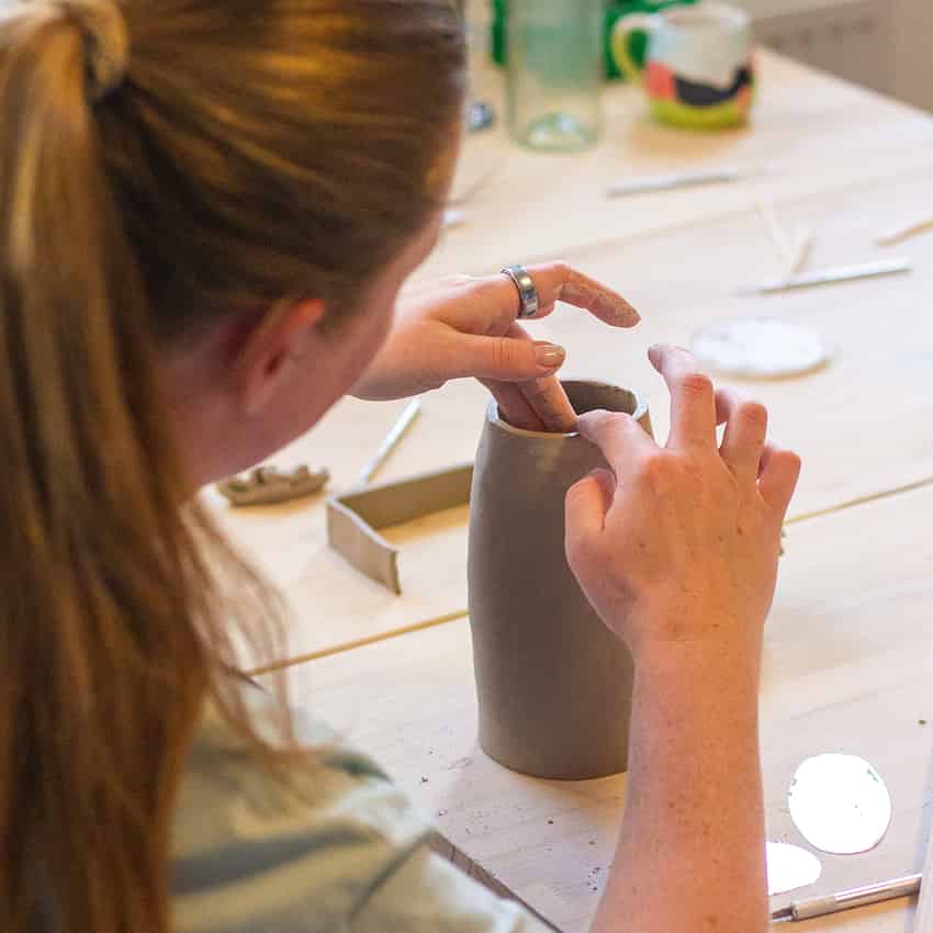 Lav din egen vandkaraffel i keramik hos Keramiko