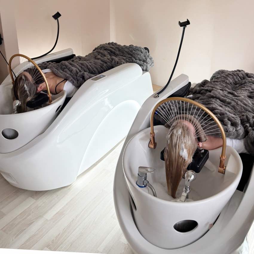 Deluxe head & hair spa for 2 hos PrettyCute